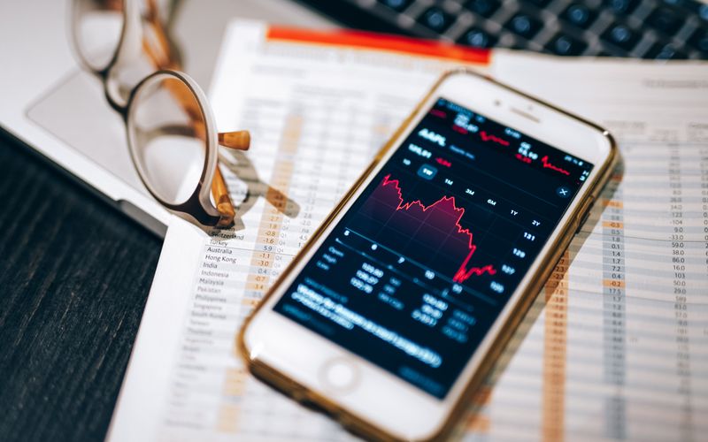 Fundos de Criptomoedas Registram Saídas de US$ 1,17 Bilhão e Reforçam Pressão de Venda no Mercado